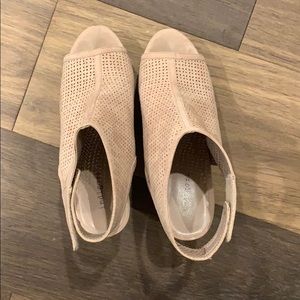 Women’s fancy cute heels/ wedges